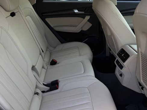 Used 2023 Audi Q5 2.0T Premium AWD/4WD image 35