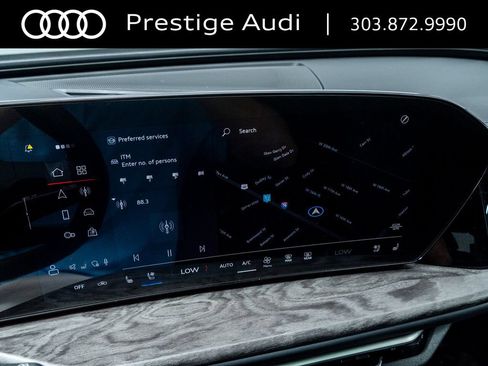 Used 2025 Audi Q5 Premium Plus w/ Premium Plus AWD/4WD image 15