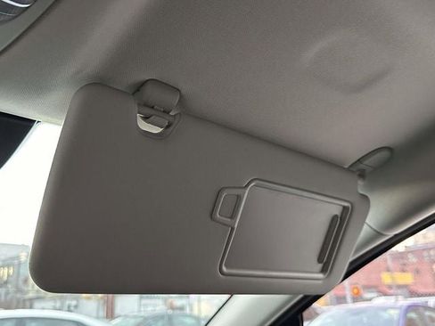 Used 2024 Kia Sportage LX image 30