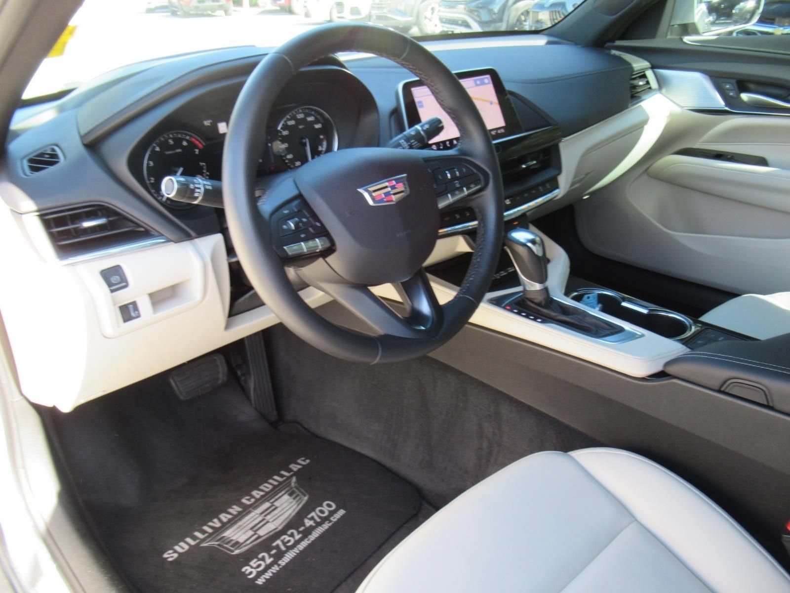 Used 2023 Cadillac CT4 Luxury w/ Sun And Sound Package RWD image 18