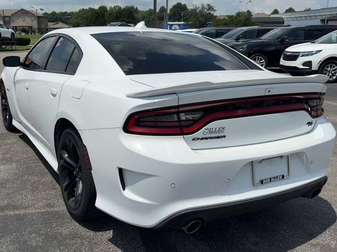 Used 2021 Dodge Charger R/T RWD image 5