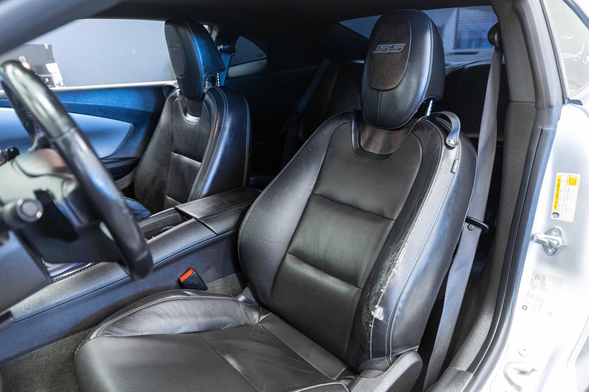 Used 2011 Chevrolet Camaro SS w/ LPO, Ground Effects Package RWD image 11