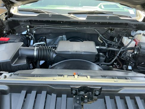 Used 2024 Chevrolet Silverado 2500 High Country w/ High Country Premium Package AWD/4WD image 21