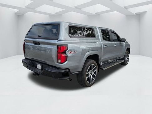 Used 2024 Chevrolet Colorado Z71 w/ Z71 Convenience Package 2 AWD/4WD image 5