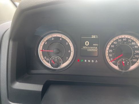 Used 2017 RAM 1500 Tradesman w/ Power & Remote Entry Group image 12