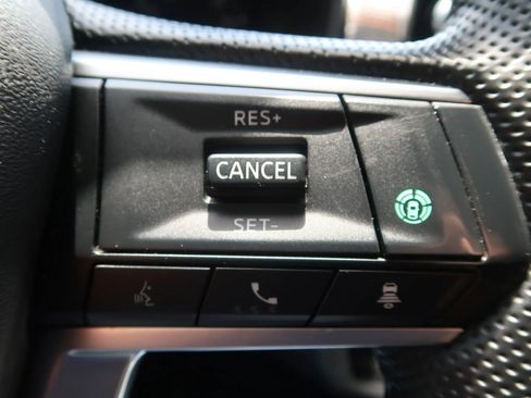 Used 2024 Mitsubishi Outlander SEL AWD/4WD image 41