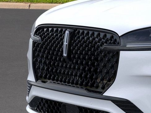 New 2026 Lincoln Aviator Reserve image 17