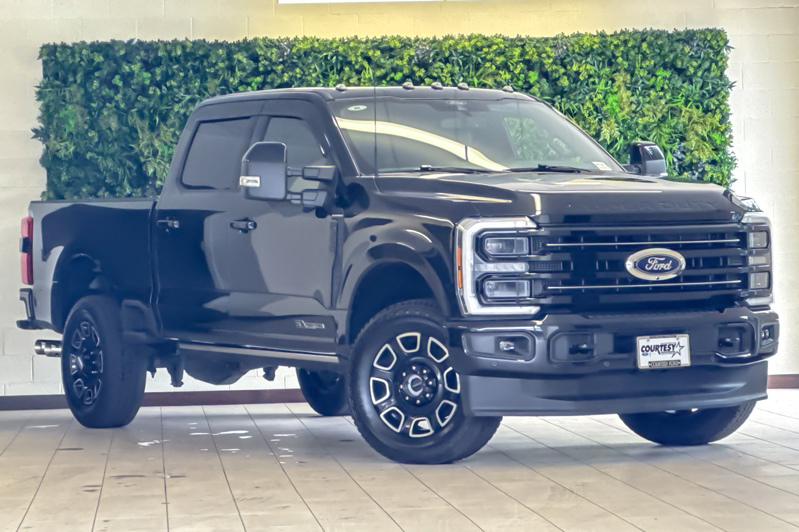Certified 2025 Ford F350 Platinum AWD/4WD image 1