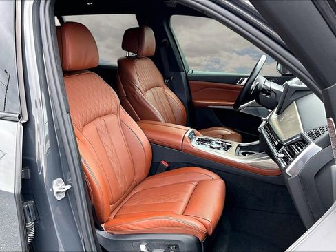 Used 2023 BMW X7 M60i w/ Executive Package AWD/4WD image 30