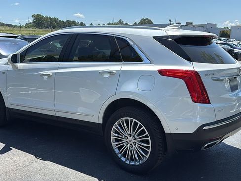Used 2019 Cadillac XT5 Platinum AWD/4WD image 6