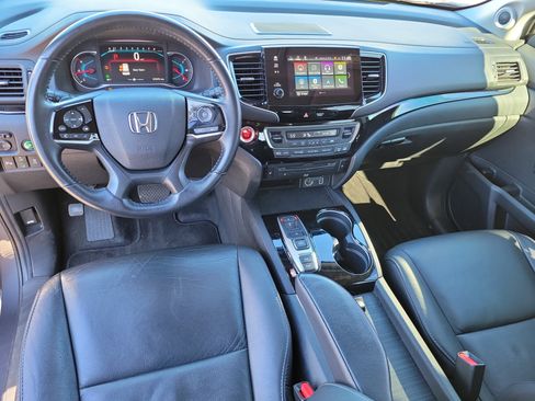 Used 2020 Honda Pilot Touring image 10