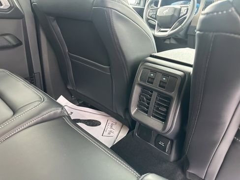 New 2025 Ford Bronco Outer Banks image 12