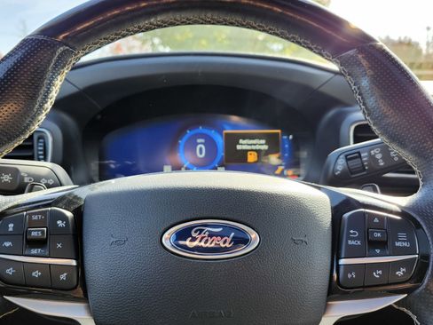 Used 2021 Ford Explorer ST w/ Equipment Group 401A image 31