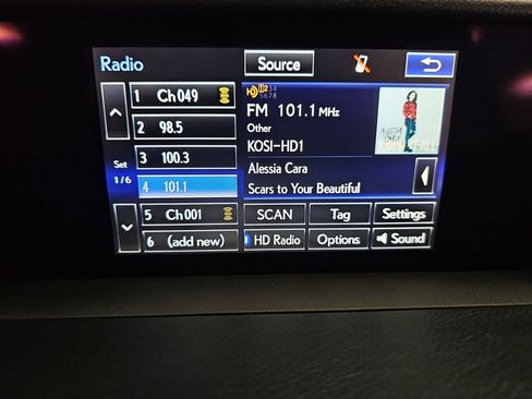 Used 2016 Lexus IS 350 AWD image 23