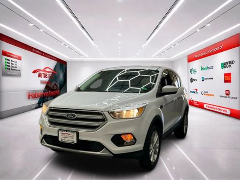 Used 2019 Ford Escape SE AWD/4WD image 4