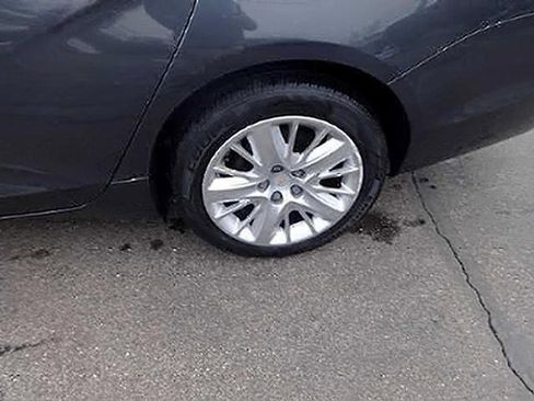 Used 2018 Chevrolet Impala LS image 4