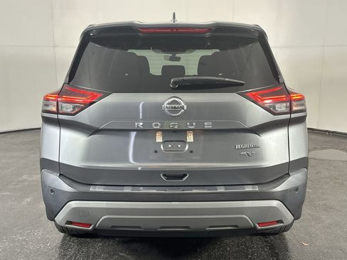 Used 2021 Nissan Rogue SV image 7