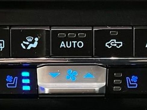 Used 2023 Ford F150 Raptor AWD/4WD image 34