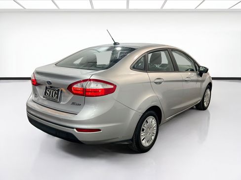 Used 2017 Ford Fiesta S FWD image 4