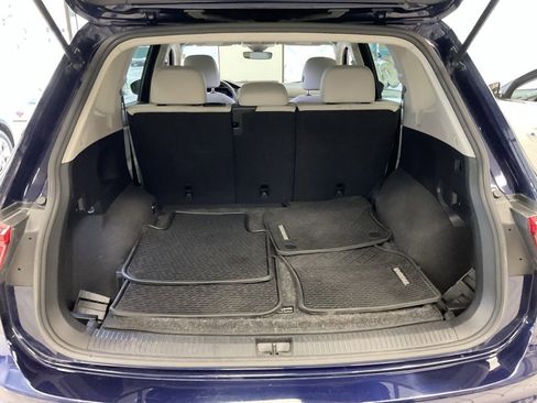 Used 2023 Volkswagen Tiguan SE image 22