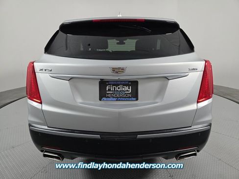 Used 2019 Cadillac XT5 Premium Luxury FWD image 5