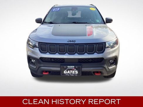 Used 2022 Jeep Compass Trailhawk w/ Trailhawk Convenience Group AWD/4WD image 2