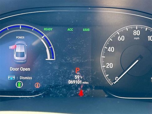 Used 2018 Honda Accord Touring image 34