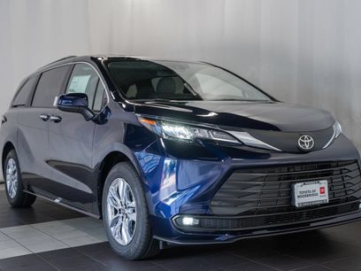 New 2026 Toyota Sienna XLE