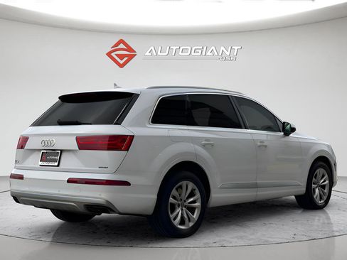 Used 2019 Audi Q7 3.0T Premium Plus image 11