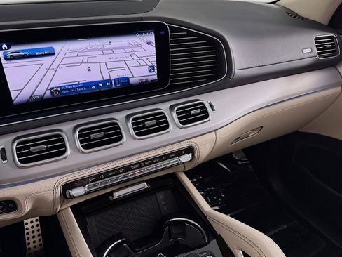 New 2026 Mercedes-Benz GLS 580 4MATIC image 20