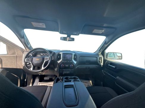 Used 2021 Chevrolet Silverado 1500 LT AWD/4WD image 9