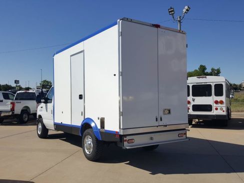 Used 2023 Ford E-350 and Econoline 350 Super Duty w/ Power Windows & Locks Group RWD image 9