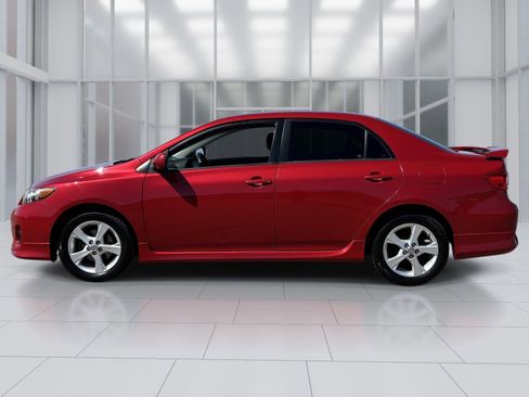 Used 2013 Toyota Corolla S FWD image 3