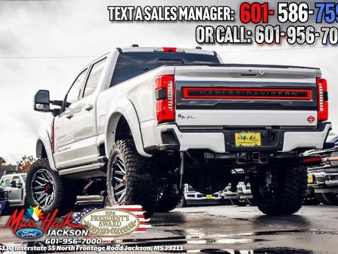 New 2026 Ford F250 Lariat w/ Black Appearance Package image 6