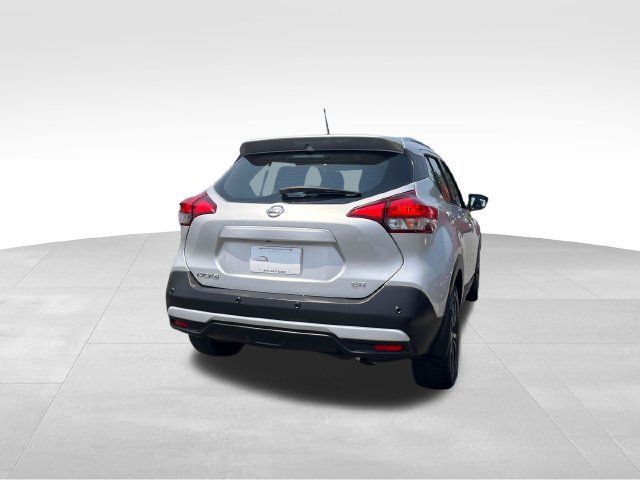 Used 2020 Nissan Kicks SR FWD image 5