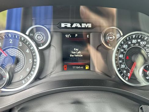 Used 2025 RAM 1500 Big Horn AWD/4WD image 12