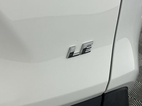 Used 2025 Toyota RAV4 LE FWD image 27