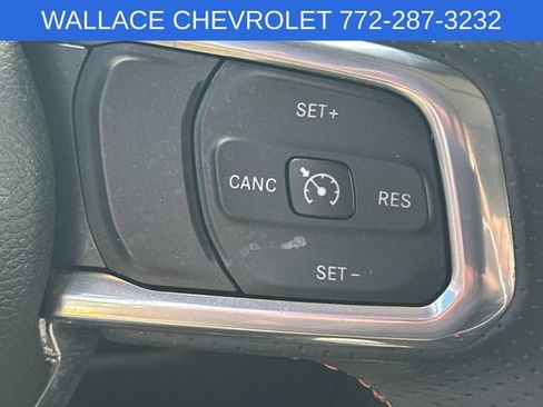 Used 2023 Jeep Gladiator Mojave AWD/4WD image 17