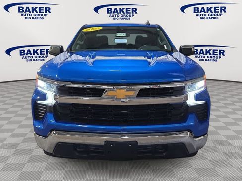 Used 2025 Chevrolet Silverado 1500 LT AWD/4WD image 8
