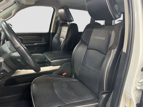 Used 2024 RAM 3500 Laramie image 20