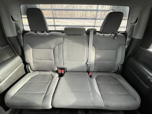 Used 2022 Chevrolet Silverado 2500 LT w/ Convenience Package image 17