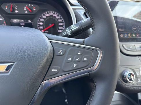 Used 2024 Chevrolet Malibu LT w/ Midnight Edition FWD image 17