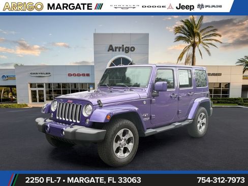 Used 2017 Jeep Wrangler Unlimited Sahara w/ Connectivity Group AWD/4WD image 3