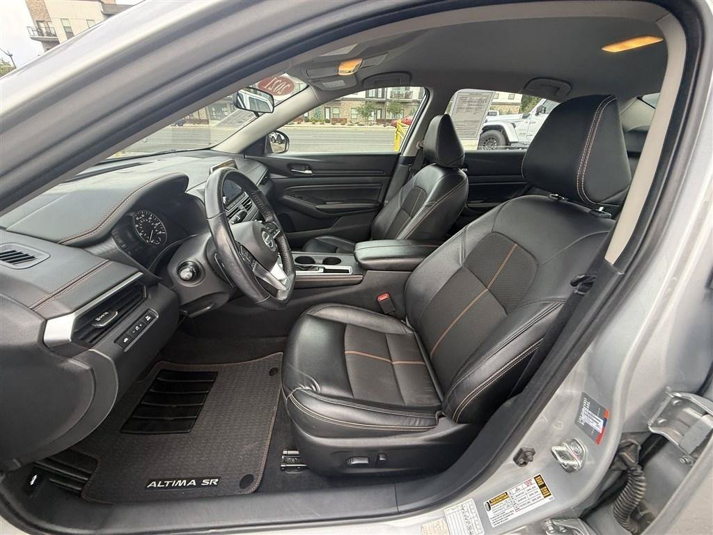 Used 2021 Nissan Altima 2.5 SR FWD image 13