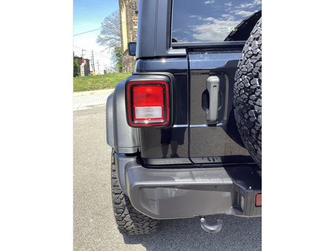 Used 2023 Jeep Wrangler Unlimited Sport AWD/4WD image 30