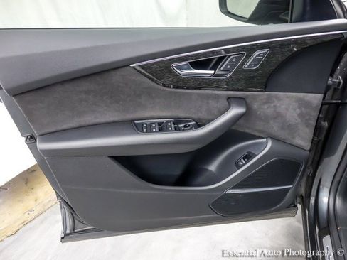 Used 2021 Audi SQ8 Premium Plus w/ SQ8 Black Optic Package image 26