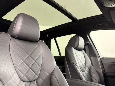Used 2023 BMW X5 sDrive40i w/ Climate Comfort Package RWD image 16