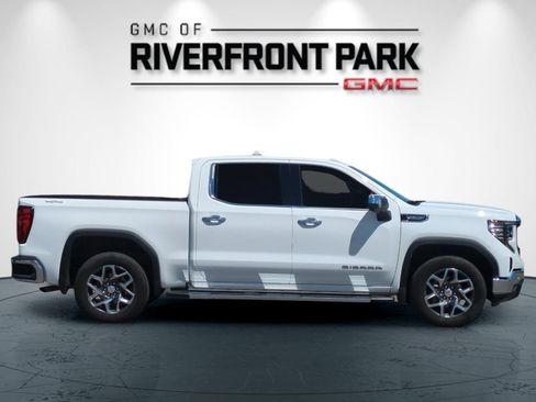 Used 2024 GMC Sierra 1500 SLT w/ SLT Premium Plus Package AWD/4WD image 2