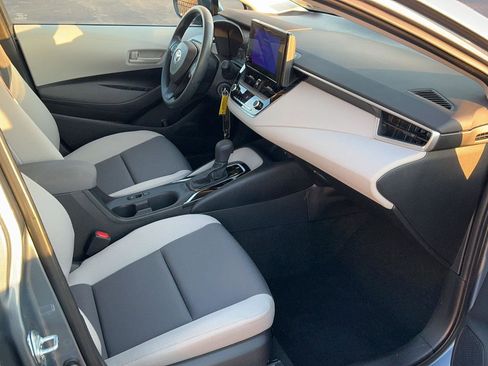 Used 2023 Toyota Corolla LE w/ Carpet Mat Package (TMS) image 28