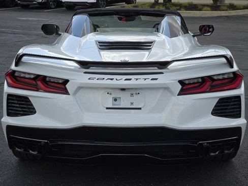 Used 2024 Chevrolet Corvette Stingray Premium Conv w/ Z51 Performance Package RWD image 38